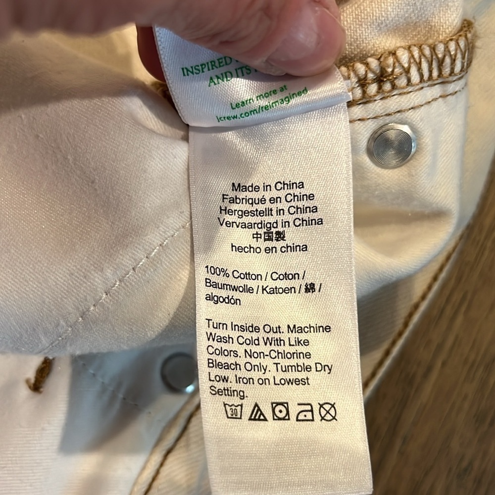 J. CREW cream / off white mid length denim shorts, size 32 - Picture 4 of 7